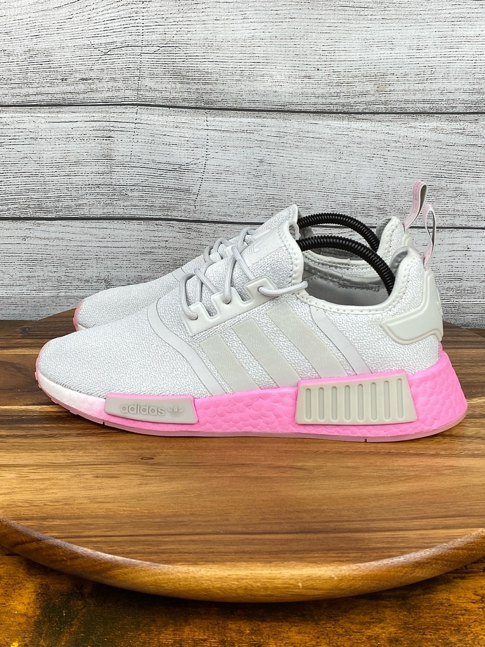 adidas NMD R1 Grey Bliss Pink Sneakers GW9462 Women’s Shoe Size 9.5